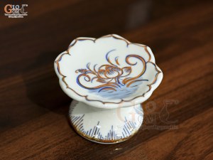 Chân nến men lam vẽ hoa Sen Đại Cát vẽ vàng, cao 10cm