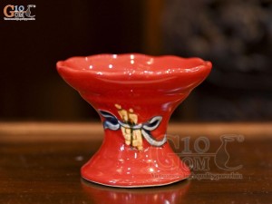 Chân nến men màu đắp nổi Sen Cát Tường nền đỏ