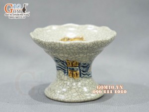 Chân nến men rạn đắp nổi Sen Cát Tường