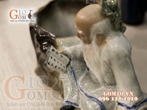 Chậu tượng trồng cây dáng Khổng Tử đọc sách, cao 23