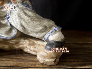 Chậu tượng trồng cây dáng Lỗ Chí Thâm tài lộc vác đá, cao 34cm 