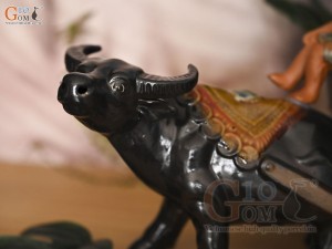 Chậu tượng chú tiểu cưỡi trâu kéo xe Tài Lộc, dài 44cm