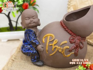 Chậu tượng trồng cây dáng chú Tiểu nâng hồ lô, cao 20cm (Màu xanh dương)