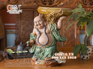 Chậu tượng Di Lạc ban lộc dáng đứng nâng chậu, cao 38cm
