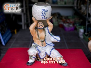 Chậu tượng trồng cây dáng Lỗ Trí Thâm nâng vò, cao 56cm