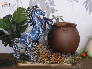 Chậu tượng Mã Đáo Thành Công men hỏa biến, dài 44cm