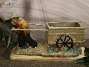 Chậu tượng mẹ địu con kéo xe, dài 30cm