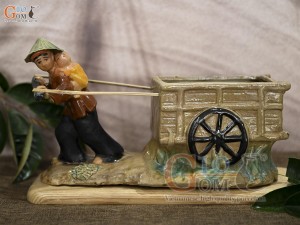 Chậu tượng mẹ địu con kéo xe, dài 30cm