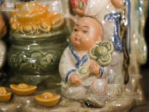 Chậu tượng tam đa gốc tùng men rạn cổ