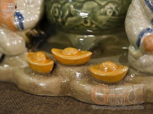 Chậu tượng tam đa gốc tùng men rạn cổ