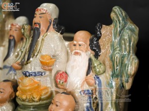 Chậu tượng tam đa gốc tùng men rạn cổ