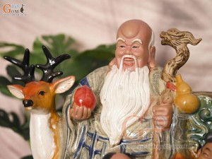 Chậu tượng Thọ Hươu Phúc Lộc men rạn, cao 35cm