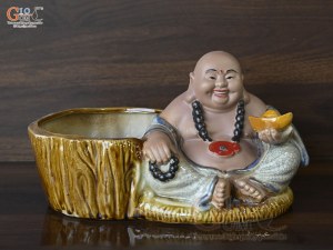 Chậu tượng trồng cây dáng Di Lạc men rạn cầm vàng, cao 19cm