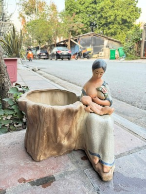 Chậu tượng trồng cây dáng tình mẫu tử men rạn, đường kính chậu 25cm