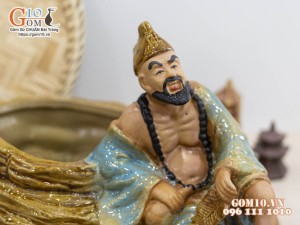 Chậu tượng Tế Công  men màu, cao 21cm