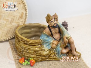Chậu tượng Tế Công  men màu, cao 21cm