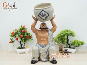 Chậu tượng trồng cây men rạn dáng La Hán nâng vò, cao 41cm