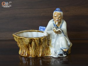 Chậu tượng trồng cây Thần Trà đọc sách men rạn, cao 16cm