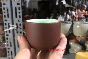 Chén gốm nâu bộ tích chữ thập