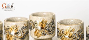 Chén kỷ men rạn đắp nổi Rồng Như Ý vẽ vàng ( 1 chiếc)