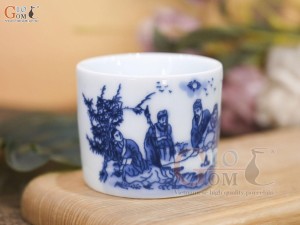 Chén tích men lam cổ hoạ tiết trúc lâm thất hiền, đường kính 6cm