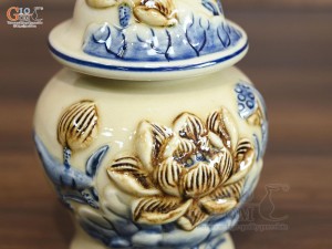 Chóe thờ men hoàng tộc đắp nổi Sen Phú Quý, cao 14cm