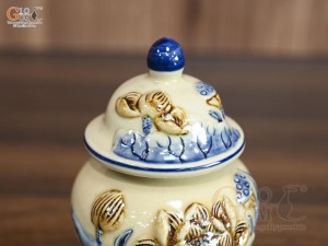 Chóe thờ men hoàng tộc đắp nổi Sen Phú Quý, cao 14cm