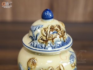 Chóe thờ men hoàng tộc đắp nổi Sen Phú Quý, cao 17cm