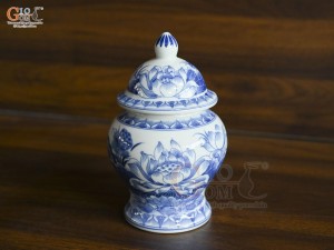 Chóe thờ men lam cổ vẽ hoa Sen Tài Lộc, cao 18cm