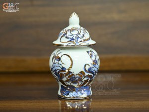 Chóe thờ men lam vẽ Sen Đại Cát vẽ vàng, cao 13cm