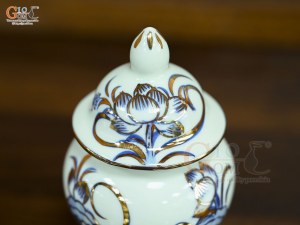 Chóe thờ men lam vẽ Sen Đại Cát vẽ vàng, cao 13cm