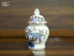 Chóe thờ men lam vẽ Sen Đại Cát vẽ vàng, cao 15cm