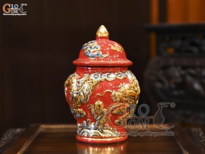 Chóe thờ men màu đắp nổi Rồng Như Ý nền đỏ vẽ vàng 24k, cao 22cm