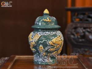 Chóe thờ men màu đắp nổi Rồng Như Ý nền xanh lục bảo, cao 22cm