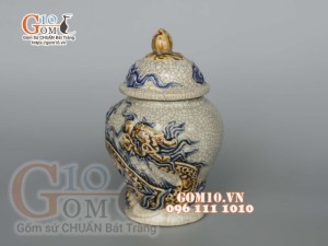 Chóe thờ men rạn đắp nổi, cao 21cm