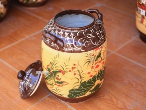 Chum Gạo Men Màu Vẽ Cá Chép Vờn Sen 20 Lít - Nâu