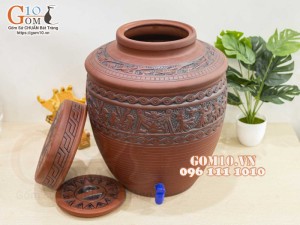 Chum gốm ngâm rượu dáng vai vuông họa tiết Đông Sơn Âu Lạc, 35 Lít (Có vòi)