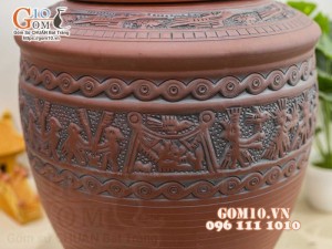 Chum gốm ngâm rượu dáng vai vuông họa tiết Đông Sơn Âu Lạc, 35 Lít (Có vòi)