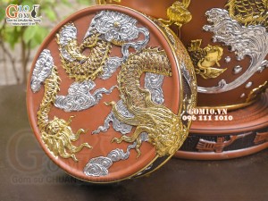 Chum gốm ngâm rượu đắp nổi Cá Chép Vượt Ngũ Môn dát vàng cao cấp, 50 lít