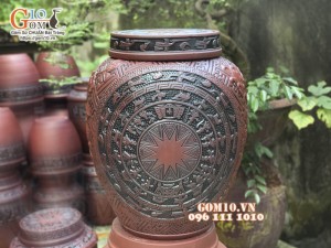 Chum gốm ngâm rượu khắc nổi Cửu Ngư Quần Hội, 50 Lít