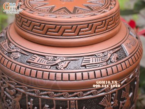 Chum gốm ngâm rượu vai vuông khắc Trống Đồng, 30 lít