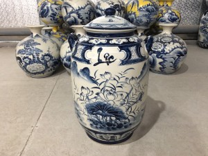 Chum sứ dáng bí men chàm vẽ cảnh Song Ngư Phú Qúy, 30L