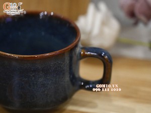 Cốc cà phê men hỏa biến xanh đá có quai