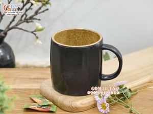 Cốc gốm dáng lục giác quai tròn, 8,5cm