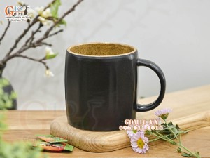 Cốc gốm dáng lục giác quai tròn, 8,5cm