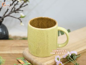 Cốc gốm dáng lục giác quai tròn màu vàng chanh, 8,5cm