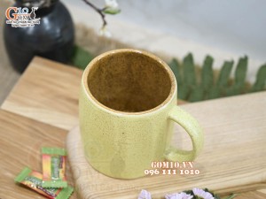 Cốc gốm dáng lục giác quai tròn màu vàng chanh, 8,5cm