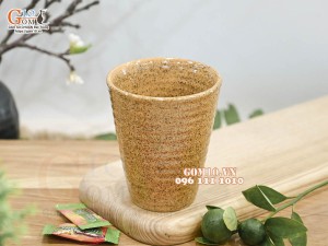 Cốc gốm dáng nhọn lòng gốm, 8cm