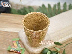 Cốc gốm dáng nhọn lòng gốm, 8cm