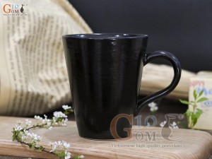 Cốc gốm dáng vát màu đen trơn 300ml